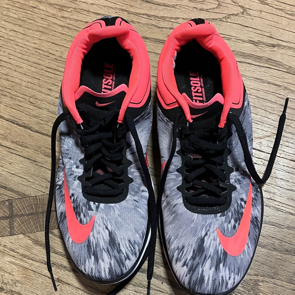 Nike Black and salmon Pink Running Shoes. FS Lite Run